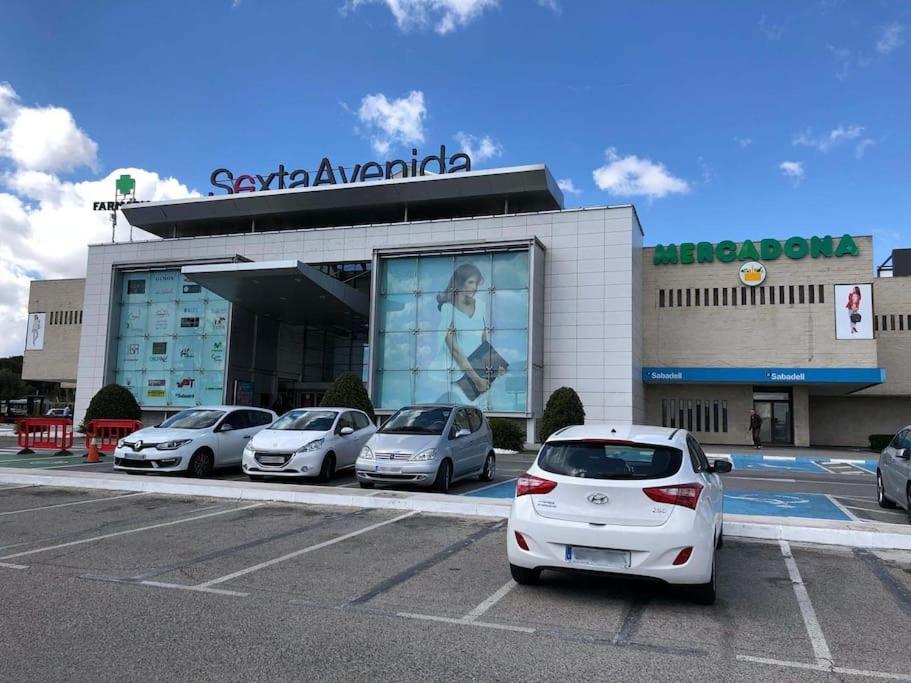 Casa De Mirtha Apartment Madrid Bagian luar foto
