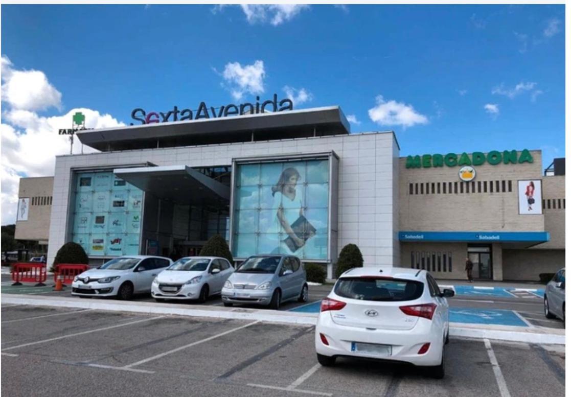 Casa De Mirtha Apartment Madrid Bagian luar foto